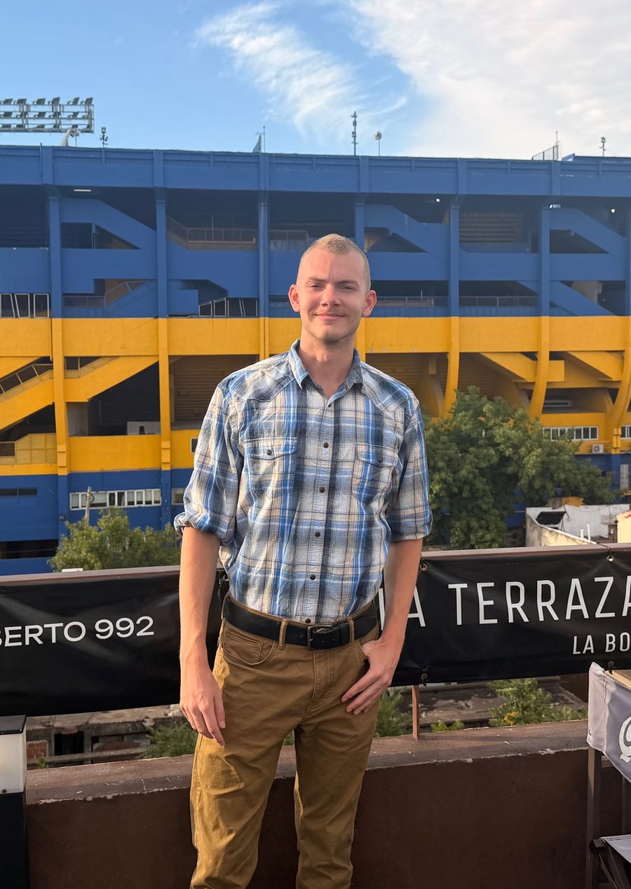 Joe Emerich en el barrio de La Boca, Buenos Aires.